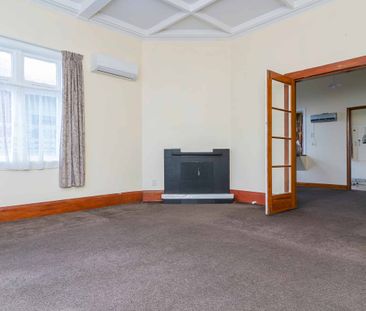 Three Bedroom on Lyndhurst St - Photo 4