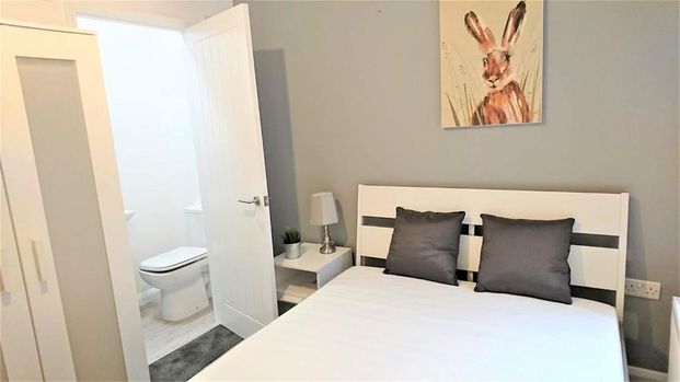 1 bedroom house of multiple occupation to rent - Photo 1