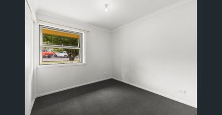 Charming 3-Bedroom Home on a Huge Block in Elimbah - Photo 4