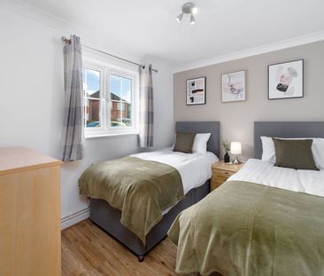 2 Bed Flat, Bursledon Road, SO19 - Photo 3