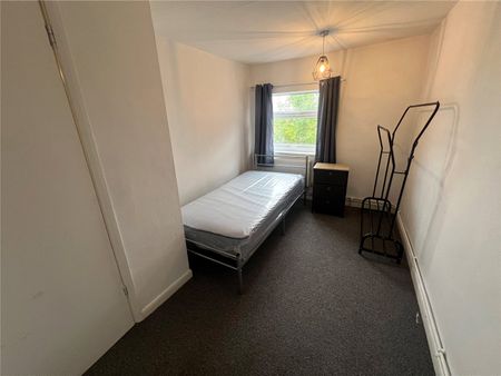 2 bedroom house to rent Mill Lane, Codnor, DE5 - Photo 4