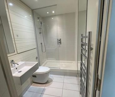 2 bedroom flat to rent - Photo 6