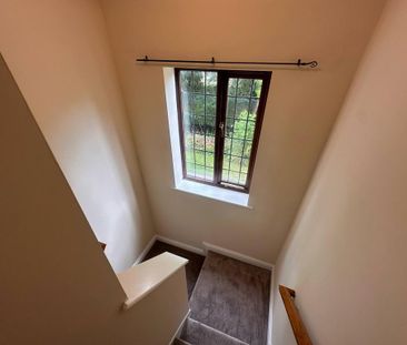 3 bedroom detached house to rent - Photo 2