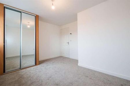 Alexandra Close, Grimsby, DN31 - Photo 2