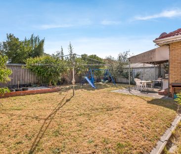 Lush, Lifestyle Living! - Photo 1