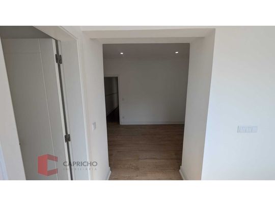 Apartamento T3+1 em Lisboa - Photo 1
