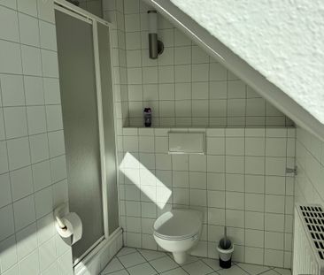 Bevorzugte Wohnlage! Gemütliche Dachgeschosswohnung Nähe Mühlbachtal! - Photo 3