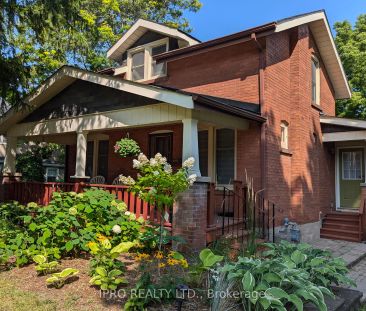 Detached Home For Lease | W9256844 - Photo 2