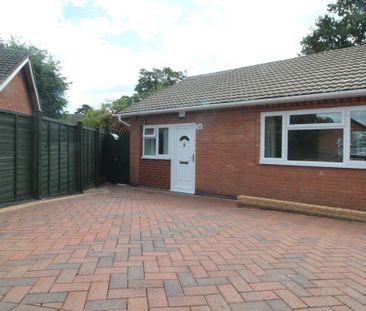 3 bedroom semi-detached bungalow to rent - Photo 1