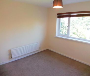 2 bedroom maisonette to rent - Photo 3