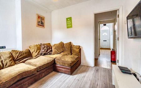 Mixed use to rent - Photo 4