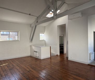 Location Appartement 4 pièces 97m² BORDEAUX 33000 - Photo 2