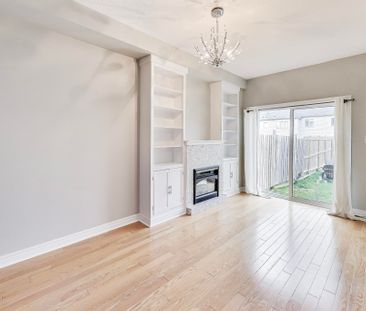 For Lease - 33 Pearcey Crescent, Barrie, Ontario - Photo 2