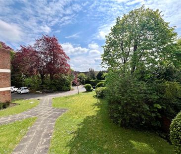 Warrenhyrst, 15 Warren Road, Guildford, Surrey, GU1 2HD - Photo 5