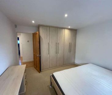 Great North Road, London, N2 - Photo 3