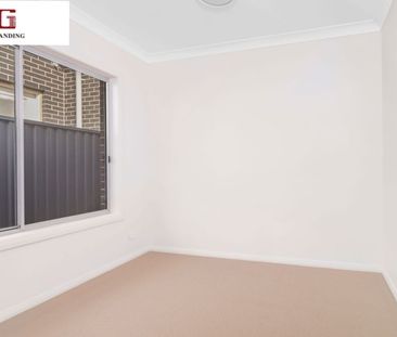 Near new 3 bedroom house - Photo 5