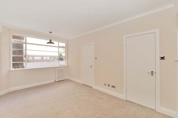 3 bedroom flat to rent - Photo 1