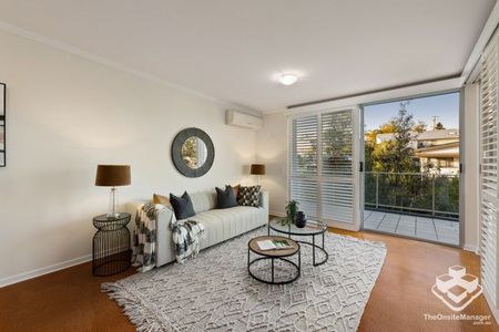 Unfurnished unit in Ciana apartments - Photo 2