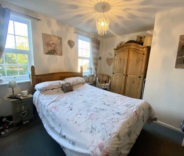 2 bedroom terraced house to rent - Photo 3
