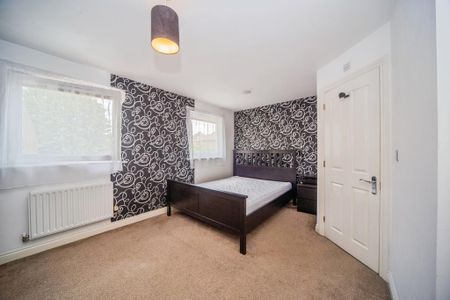 4 bedroom house to rent - Photo 3