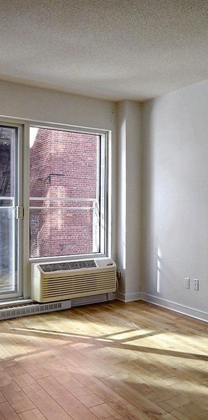 Appartement Ville-Marie (Centre-Ville, Vieux-Montréal) À Louer - Photo 1