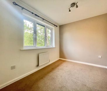 2 bedroom detached house to rent - Photo 2