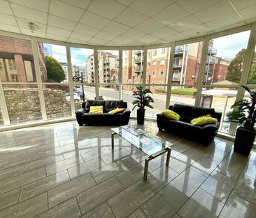 2 bedroom apartment to rent - Photo 2