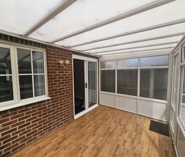2 bedroom house to rent - Photo 1