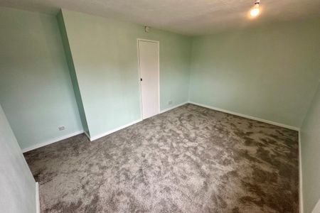 Elizabeth Road - Photo 4