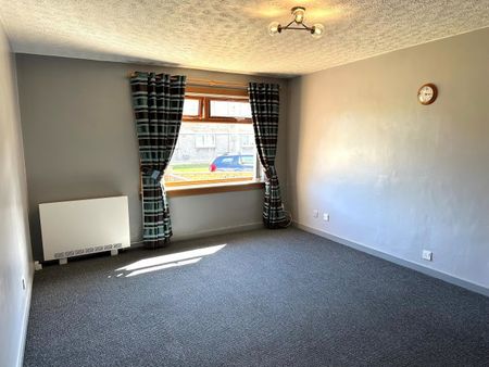 Torwood Avenue, Grangemouth - Photo 3