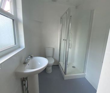 Room in a Shared House, Thimbler Road, CV4 - Photo 6