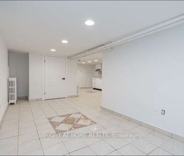 For Lease - 157 Woodycrest Avenue Unit# Basement, Toronto, Ontario - Photo 4