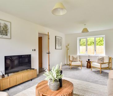 4 bedroom barn conversion to rent - Photo 1