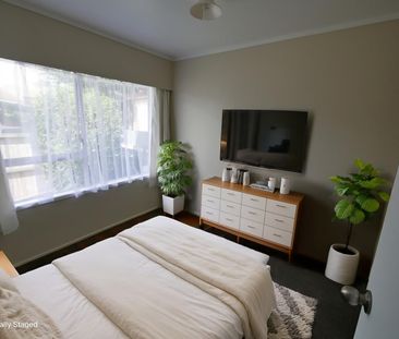 Lovely Residence in handy location - Photo 1