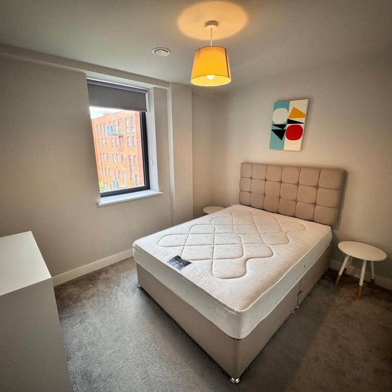 2 bedroom flat to rent - Photo 1