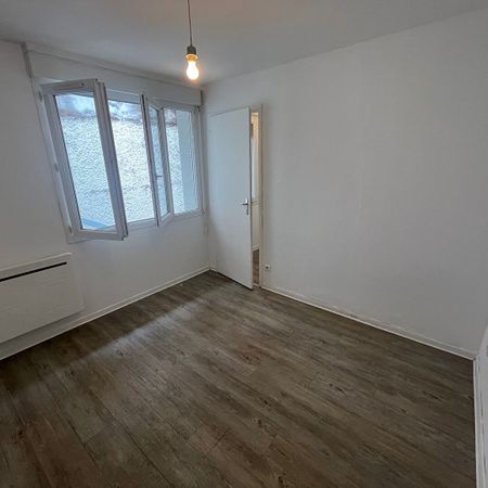 Location Appartement 2 pièces 27m² - Photo 4