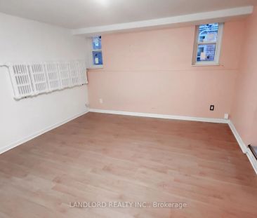 2469 Queen Street E #5 - Photo 2