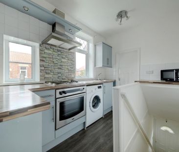 2 bedroom flat to rent - Photo 3