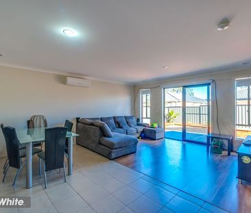 Your Dream Family Lifestyle Awaits at 21 O'Reilly Road, Tarneit! - Photo 4