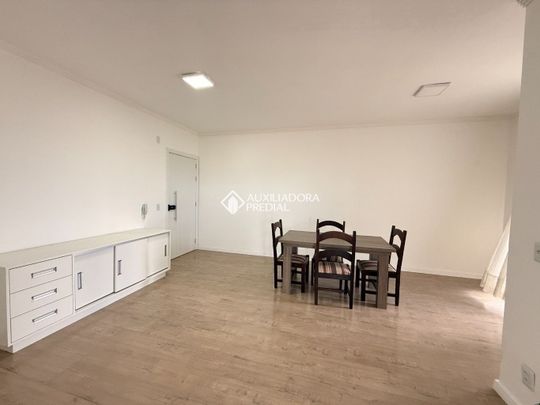 Apartamento com 2 quartos e 64m² para alugar em Nossa Senhora das Graças, Canoas. - Photo 1