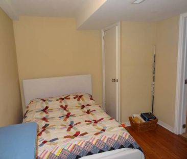 1BR WALKOUT BSMT APT, SEP ENTRANCE, PET FRIENDLY - Photo 3