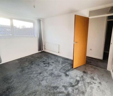 Glaisdale Gardens, Wolverhampton, West Midlands, WV6 - Photo 5