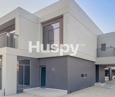 Corner Unit | Roof Top Access | Next to Beach - Photo 2