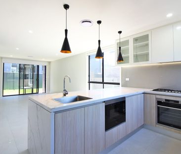 Beautifully designed 4 bedroom corner home in Stanhope Gardens for ... - Photo 3
