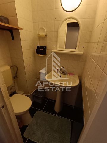 Apartament cu 3 camere de inchiriat, Timisoara, zona Fabric, Centrala - Photo 4