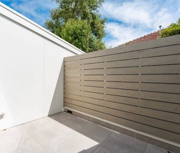 St Kilda East - Photo 5