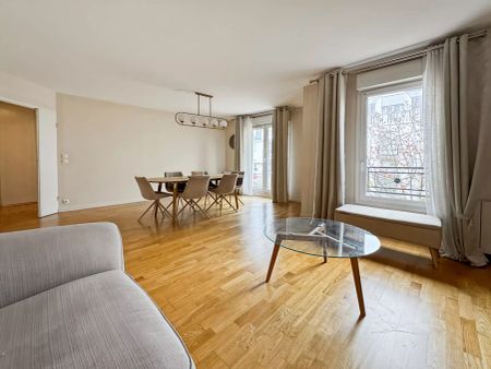 Appartement au centre ville de ROSNY SOUS BOIS - Photo 4