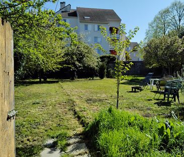 Joli duplex avec terrain arboré - Photo 6