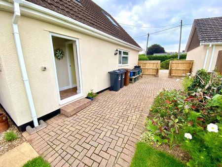 1 bedroom detached house to rent - Photo 4