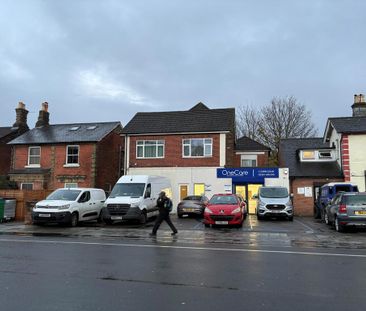 1 bedroom flat to rent - Photo 2